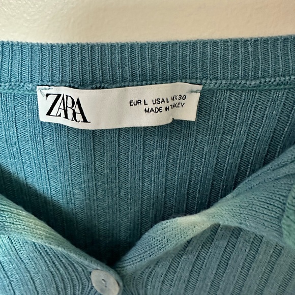 Zara Long Sleeve Crop Top - Picture 2 of 3